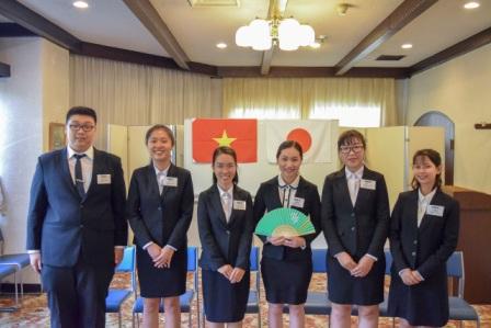 湯河原の旅館、ベトナム人留学生6人をインターンシップで受け入れ