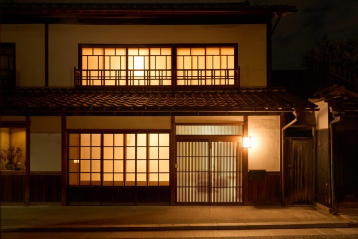 古民家をリノベーション【美観地区一棟貸し 泊葉 -HAKUHA-】